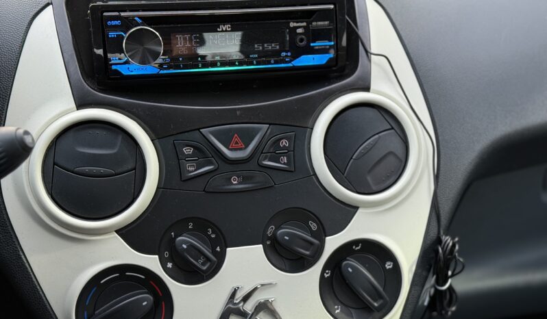 Ford Ka 1.2 Titanium pieno