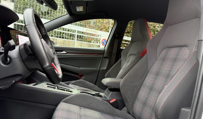 Volkswagen Golf 2.0 DSG GTI pieno