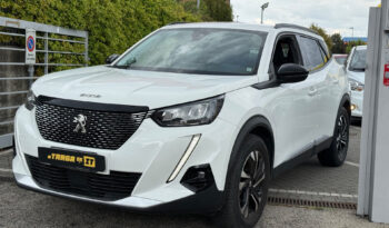 Peugeot 2008 130 Allure PACK pieno