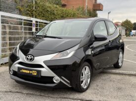 Toyota Aygo Connect 1.0 5 porte x-play