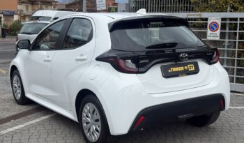Toyota Yaris 1.5 Hybrid Active pieno