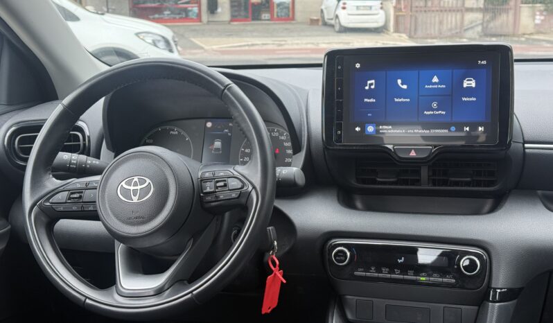 Toyota Yaris 1.5 Hybrid Active pieno