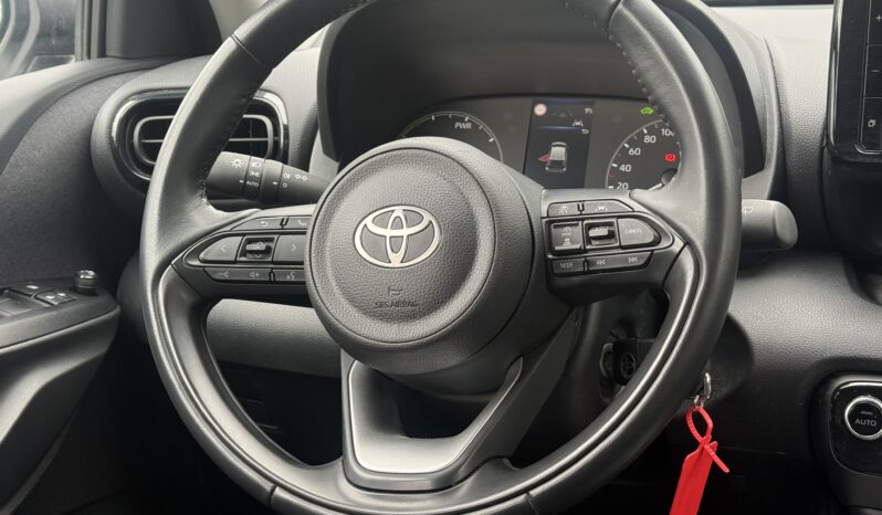 Toyota Yaris 1.5 Hybrid Active pieno