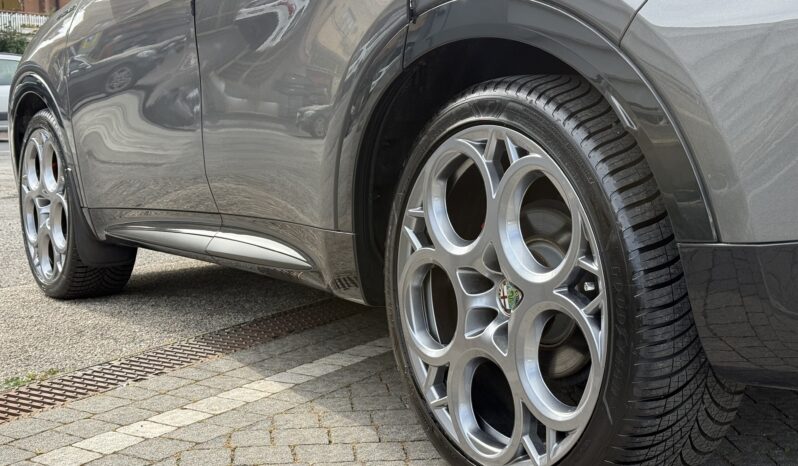 Alfa Romeo Tonale 1.5 130 CV MHEV TCT7 Edizione Speciale pieno