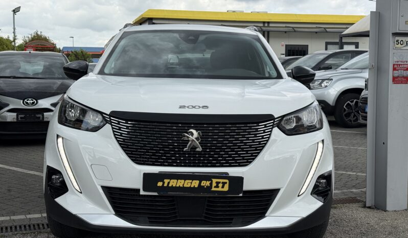 Peugeot 2008 130 Allure PACK pieno