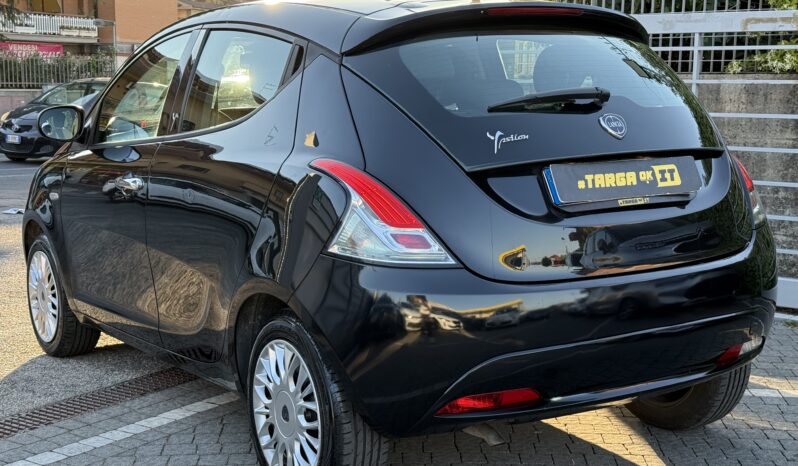 Lancia Ypsilon 1.2 69 CV Silver pieno