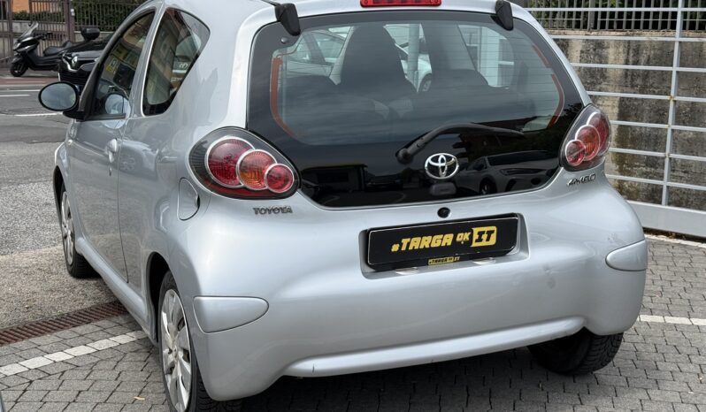 Toyota Aygo 1.0 12V VVT-i Now pieno