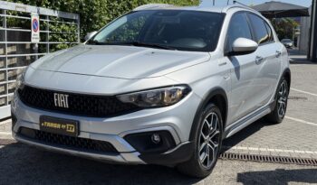 Fiat Tipo 1.5 Mild-Hybrid Cross pieno